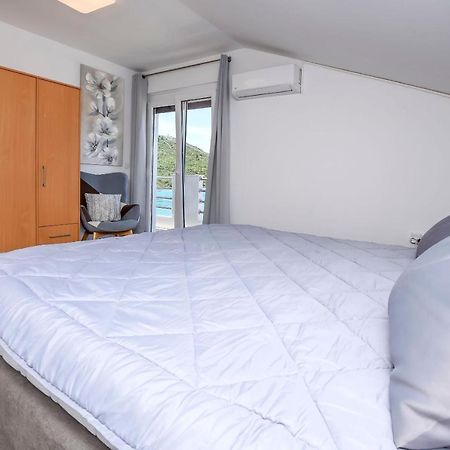 Apartment Bosiljka Rogoznica  Esterno foto