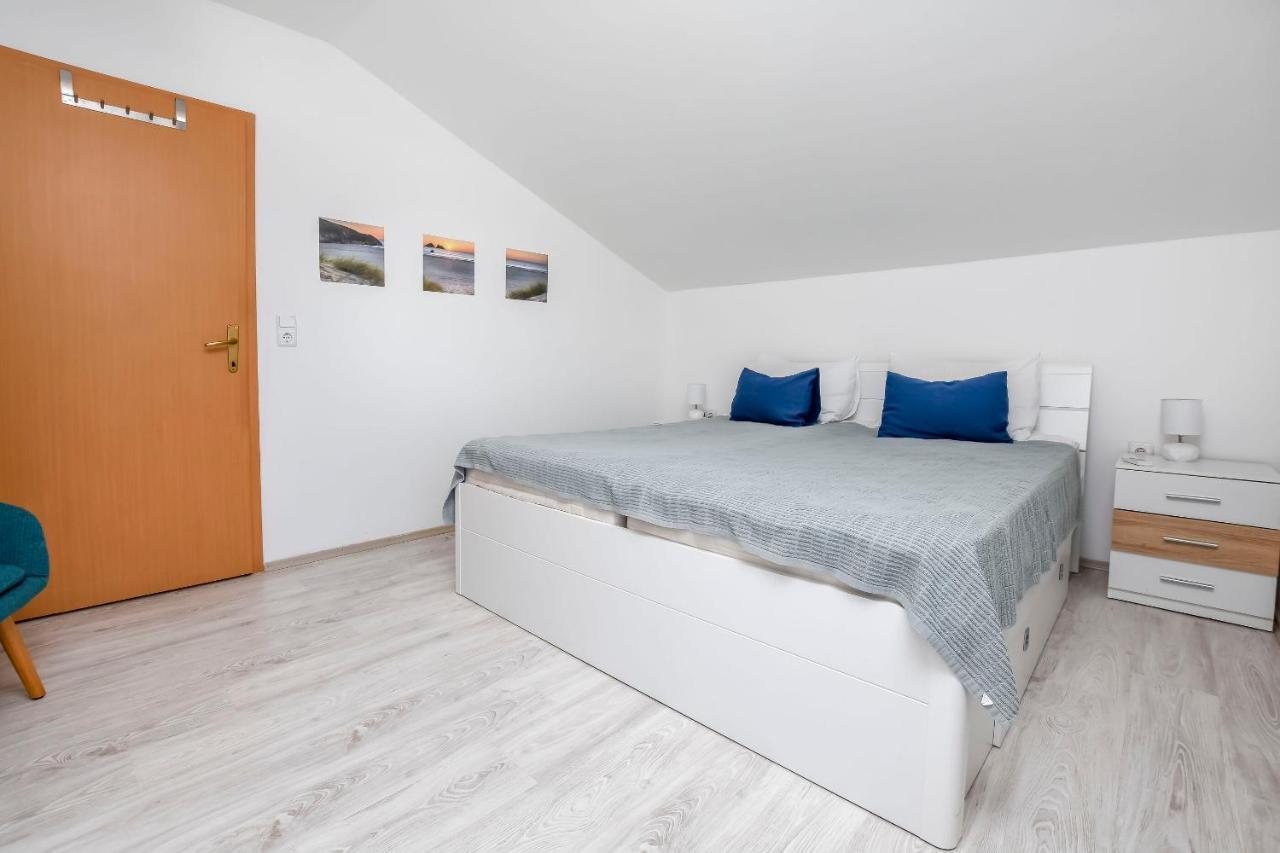Apartment Bosiljka Rogoznica  Esterno foto