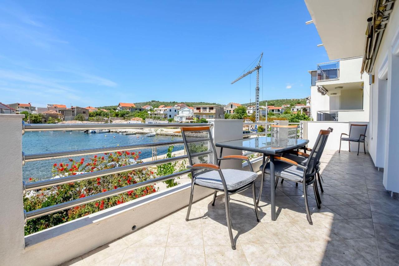 Apartment Bosiljka Rogoznica  Esterno foto
