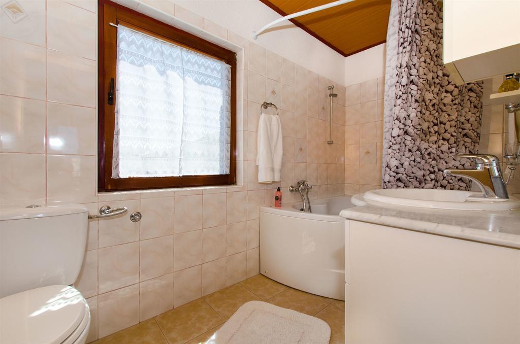 Apartment Bosiljka Rogoznica  Esterno foto